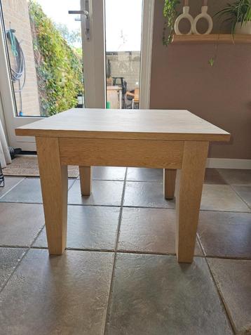 Te koop salontafel beschikbaar voor biedingen