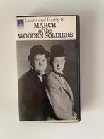 Laurel and Hardy in March of the Wooden Soldiers, Cd's en Dvd's, VHS | Film, Komedie, Alle leeftijden, Ophalen of Verzenden, Zo goed als nieuw