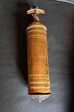 Pyrene Brandblusser 1952 - Incl. Ophangbeugel - Izgst, Ophalen