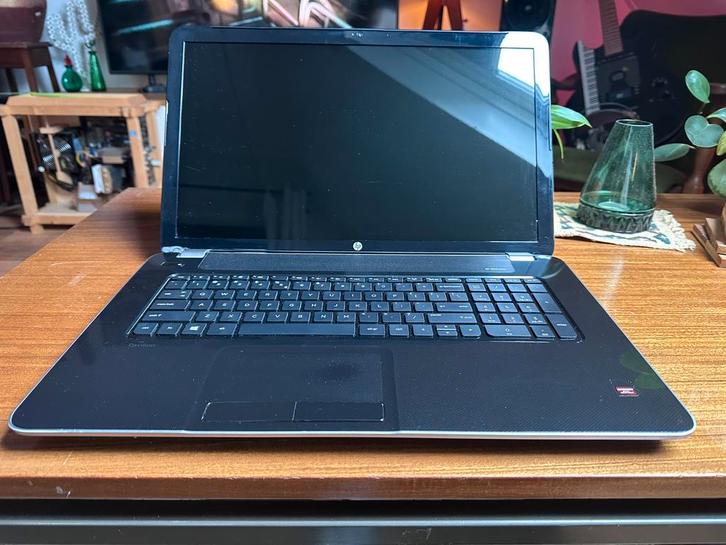 HP Pavilion 17 Linux Mint! AMD A8, 8GB, 256GB, AMD Radeon Hy, Computers en Software, Windows Laptops, Zo goed als nieuw, 17 inch of meer