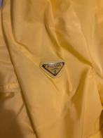 Gele Prada Jas, Kleding | Heren, Jassen | Zomer, Ophalen of Verzenden, Zo goed als nieuw, Geel