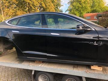 Tesla model S deuren 