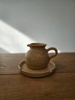 Vintage handgedraaid aardewerk kan en houder, Huis en Inrichting, Woonaccessoires | Vazen, Overige kleuren, Aardewerk of Porselein