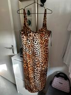 Zara panter jurk, Kleding | Dames, Jurken, Maat 46/48 (XL) of groter, Nieuw, Ophalen of Verzenden, Onder de knie