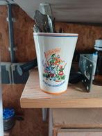 Vintage Beker 10e Bevrijdingsdag 1945-1955, Antiek en Kunst, Antiek | Keramiek en Aardewerk, Ophalen of Verzenden