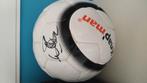 Knap man voetbal met handtekening Ronald Waterreus, Ophalen of Verzenden, Nieuw, Overige binnenlandse clubs, Overige typen