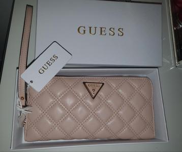 Portemonnee guess beschikbaar voor biedingen