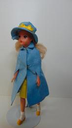 Barbie vintage Sindy In prachtige outfit, Ophalen of Verzenden, Gebruikt, Pop