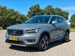 Volvo XC40 T4 Recharge Twin Engine 211pk Pano VOL OPTIES!, Auto's, 1800 kg, Zwart, Plug-in hybride, 75 €/maand