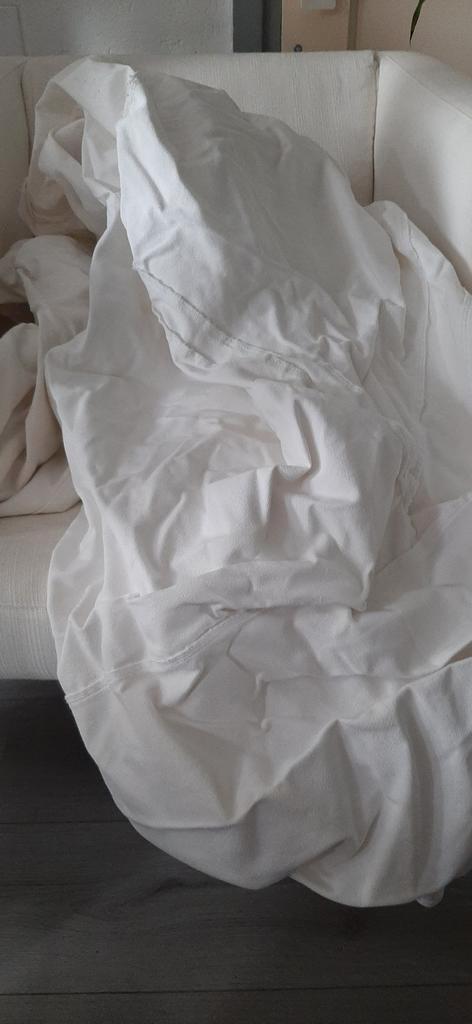 Gratis 2 witte fauteuils met hoezen, Huis en Inrichting, Fauteuils, Gebruikt, Metaal, Stof, Minder dan 50 cm, Minder dan 75 cm