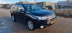 Mitsubishi Outlander 2.0 Dohc Mivec Phev 203pk 4WD CVT 5P, 1998 cc, Outlander, 4 cilinders, Zwart