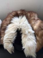 Twee bontkragen, Ophalen, Zo goed als nieuw