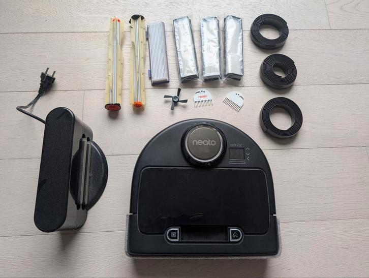 Neato botvac connected met veel extra onderdelen, Witgoed en Apparatuur, Stofzuigers, Gebruikt, Robotstofzuiger, Ophalen of Verzenden