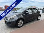 Kia Rio 1.2 CVVT Super Pack 5 deurs airco/ecc apk (bj 2013), Euro 5, Gebruikt, Zwart, 4 cilinders