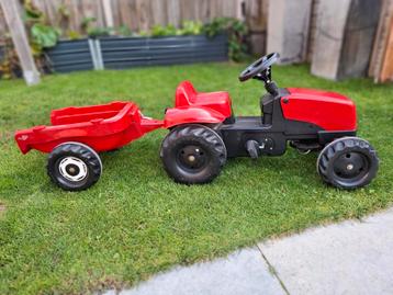 Tractor met aanhangwagen - Gebruikt beschikbaar voor biedingen