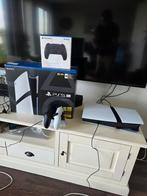 PlayStation 5 Pro + 2 Controllers + Oplader + Garantie, Ophalen, Zo goed als nieuw, Playstation 5