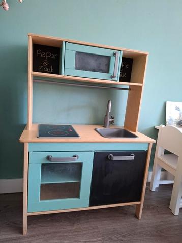 Opgeknapte Ikea speel keuken  beschikbaar voor biedingen