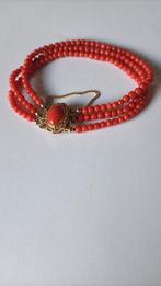 Oude/antieke armband Bloedkoraal en gouden Slot, 18 krt, Verzenden, Goud, Armband, Met edelsteen