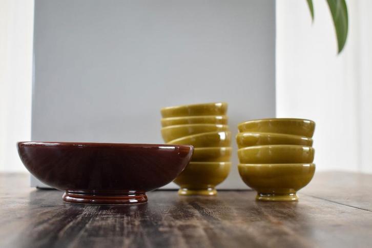 Flora Gouda Holland tapas snack pinda setje, Antiek en Kunst, Antiek | Keramiek en Aardewerk, Ophalen of Verzenden