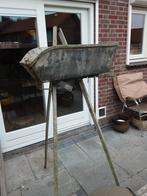 Oude cement bak op standaard, Ophalen, Gebruikt, Minder dan 30 cm, Minder dan 60 cm