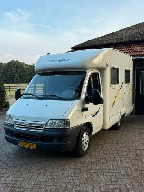 Nette camper tekoop, Caravans en Kamperen, Campers, Particulier, Half-integraal, Ophalen of Verzenden