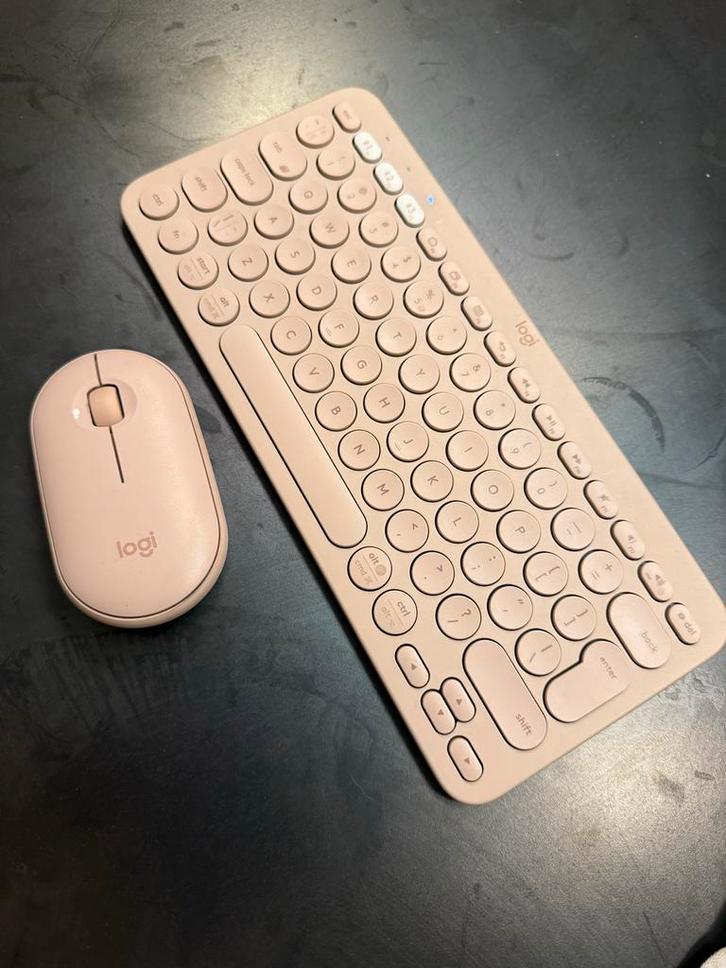 Logitech Pebble Toetsenbord & Muis Set, Computers en Software, Toetsenborden, Zo goed als nieuw, Qwerty, Draadloos, Toetsenbord en muis-set