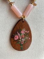 Handbeschilderde Ketting Pink Bouquet €25 SALE NU €19,50🌷, Nieuw, Ophalen of Verzenden, Roze, Overige materialen