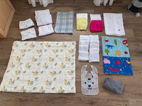 Compleet starterspakket (boxkleed, beddengoed, doeken etc), Kinderen en Baby's, Badjes en Verzorging, Zo goed als nieuw, Overige merken