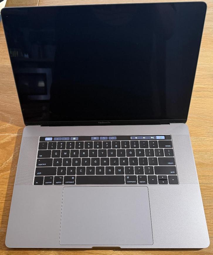 MacBook Pro 2017 15" 1TB SSD (defect scherm), Computers en Software, Apple Macbooks, Gebruikt, MacBook Pro, 15 inch, 3 tot 4 Ghz