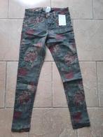 C&A: leuke broek groen bloemen maat 140 NIEUW, C&A, Meisje, Nieuw, Ophalen