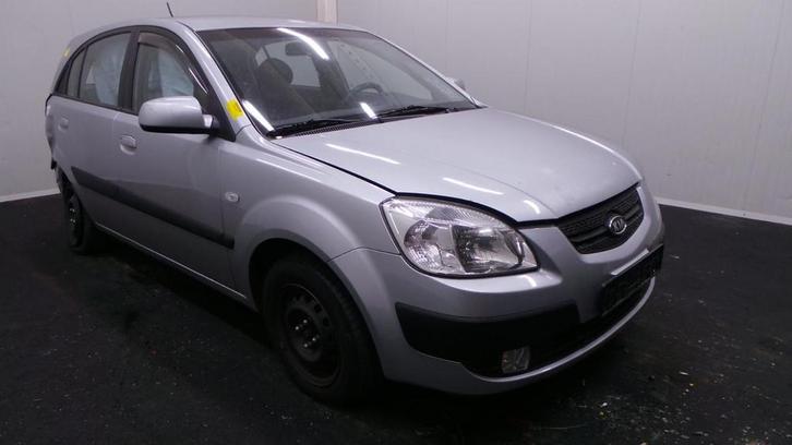 Kia Rio 2009 voorkop compleet ( plaatwerk verlichting koeler, Auto-onderdelen, Carrosserie en Plaatwerk, Bumper, Gebruikt, Ophalen