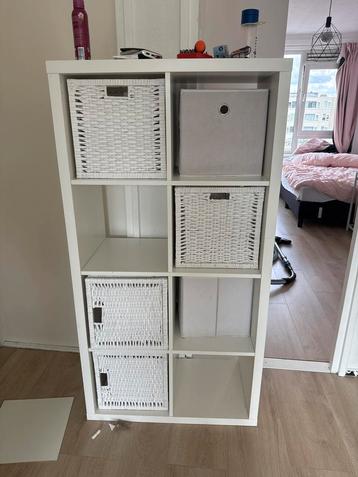 Witte kallax kasten met inzet