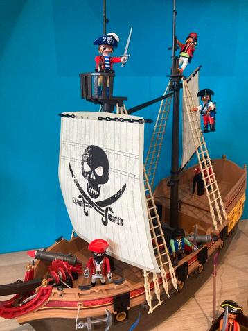Playmobil Piratenschip met Figuren en Accessoires beschikbaar voor biedingen