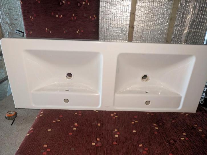 Dubbele wastafel, Huis en Inrichting, Badkamer | Badkamermeubels, Zo goed als nieuw, Wasbak of Wastafel, Minder dan 100 cm, 100 tot 150 cm