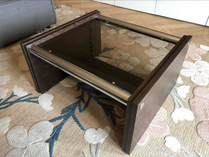 Space age salontafel van hout, rookglas en chroom, Huis en Inrichting, Tafels | Salontafels, Zo goed als nieuw, Minder dan 50 cm