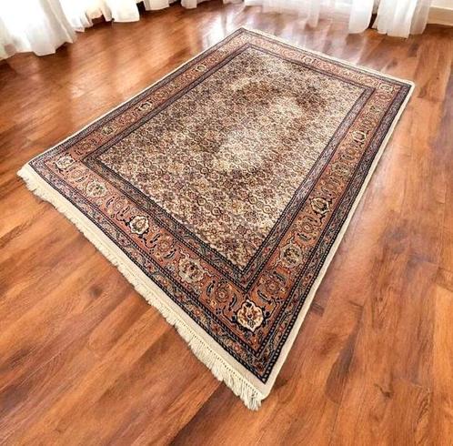 Handgeknoopt Tabriz tapijt vloerkleed in goede staat., Huis en Inrichting, Stoffering | Tapijten en Kleden, Zo goed als nieuw