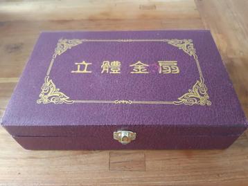 Chinese gold plated waaier beschikbaar voor biedingen