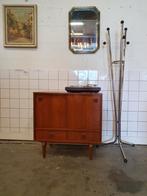 Vintage dressoir Jaren 60 teak mid century, Huis en Inrichting, Kasten | Dressoirs, 25 tot 50 cm, Ophalen of Verzenden, Zo goed als nieuw