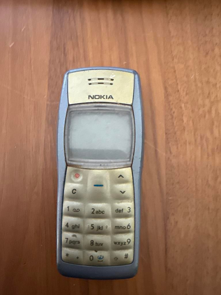 Nokia Klassieker model 1101 - Perfect voor de verzamelaar!, Telecommunicatie, Mobiele telefoons | Nokia, Gebruikt, Fysiek toetsenbord