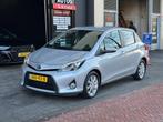 Toyota Yaris 1.5 Full Hybrid Comfort Automaat 5 Deurs Camera, Auto's, Toyota, Euro 5, Gebruikt, 4 cilinders, Bedrijf