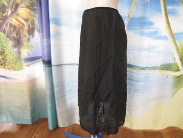 vintage zijde originele Zwarte onderrok mt M Evyan laftina beschikbaar voor biedingen