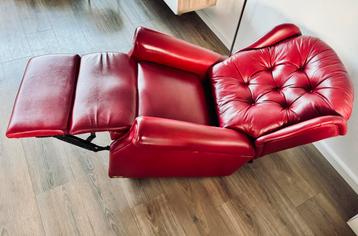 Chesterfield STA OP/ relax fauteuil, als NIEUW, 2 te koop beschikbaar voor biedingen