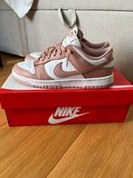 Nike Dunk Low Rose Whisper - Maat 40, Ophalen of Verzenden, Zo goed als nieuw, Roze, Sneakers of Gympen
