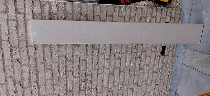 2 stenen vensterbanken van marmer, Huis en Inrichting, Woonaccessoires | Kamerschermen, Zo goed als nieuw, Ophalen