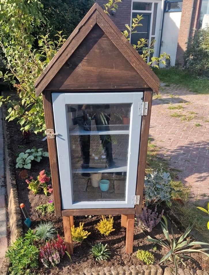 Peelo's Plantjes Hoek stekjes kopen voor 50 cent of ruilen, Huis en Inrichting, Kamerplanten, Minder dan 100 cm, Halfschaduw, Ophalen