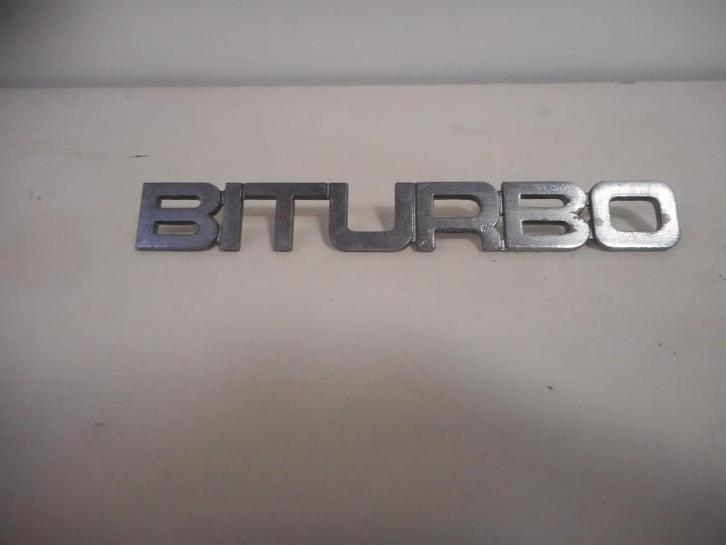 Embleem Maserati Biturbo (1985-07/1987-04), Auto-onderdelen, Carrosserie en Plaatwerk, Maserati, Gebruikt