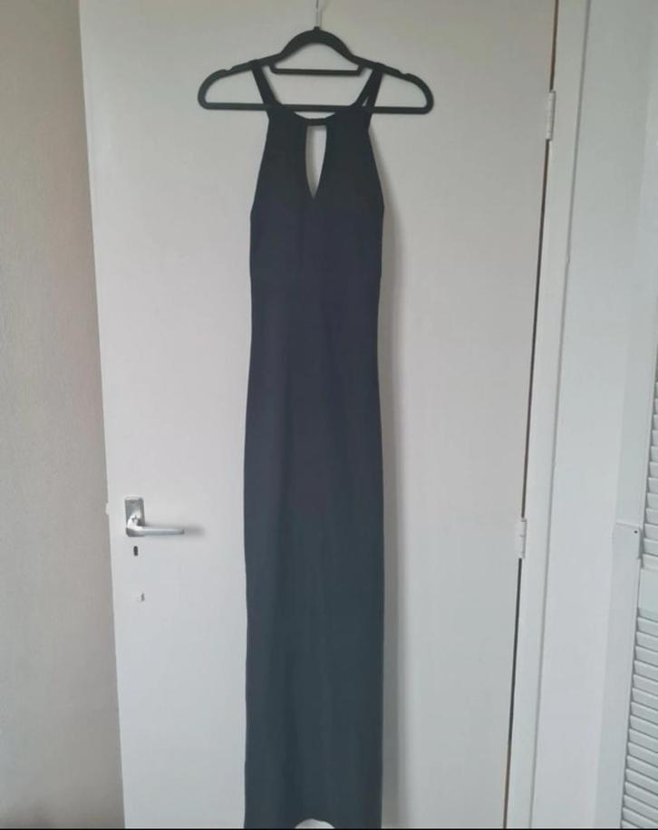 Gala jurk zwart maat 38/M, Kleding | Dames, Jurken, Zo goed als nieuw, Maat 38/40 (M), Zwart, Onder de knie, Ophalen of Verzenden