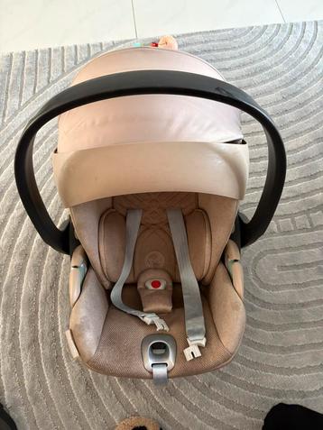 Cybex maxi coss beschikbaar voor biedingen