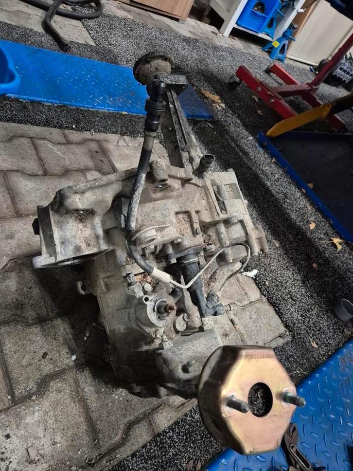 Volkswagen T4 1.9D/TD Versnellingsbak - Benzine Compatibel, Auto-onderdelen, Transmissie en Toebehoren, Volkswagen, Gebruikt, Ophalen of Verzenden