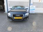 Audi A3 SPORTBACK 1.2 TFSI Attraction Advance leer clima cru, Auto's, Voorwielaandrijving, Euro 5, Gebruikt, Zwart